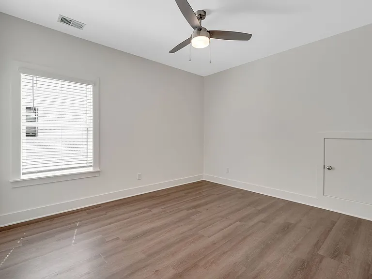 4235 Brevard Blvd — Photo 16