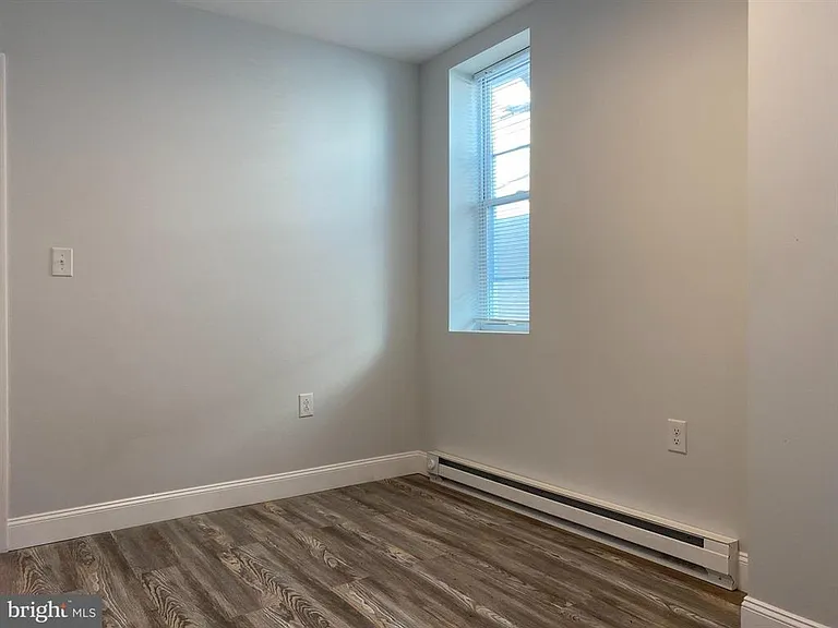 3249 N Park Ave #3 — Photo 5