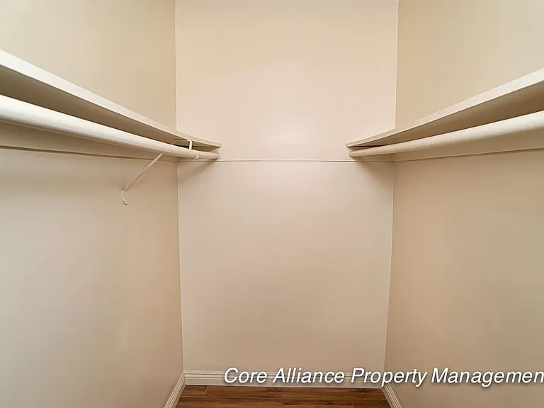17151 Roscoe Blvd #18 — Photo 16