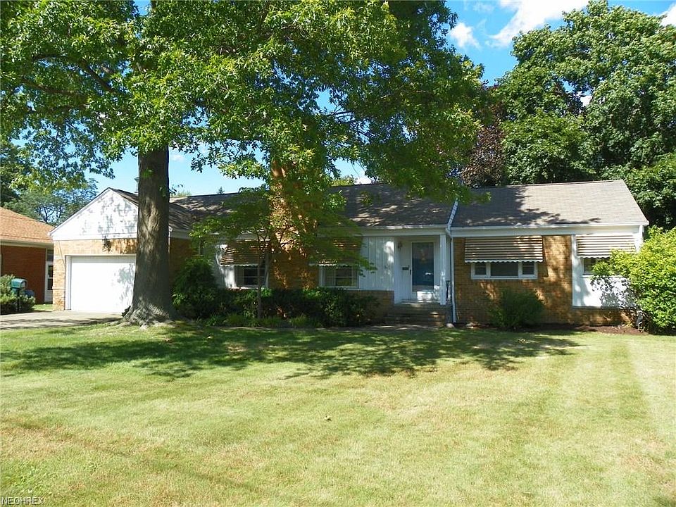 1st image of 5957 Twin Lakes Dr