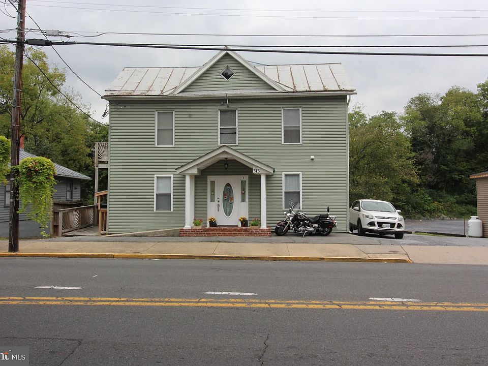 1st image of 313 Main St S #3