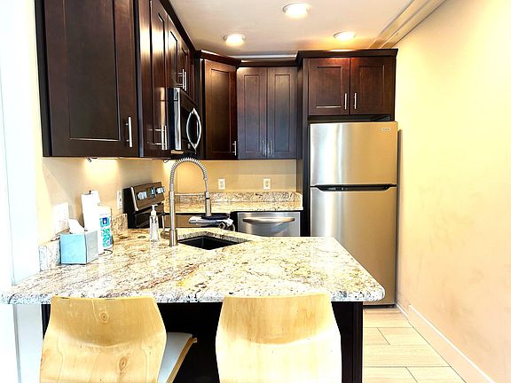 3rd image of 126 S Walton Lakeshore Dr #201