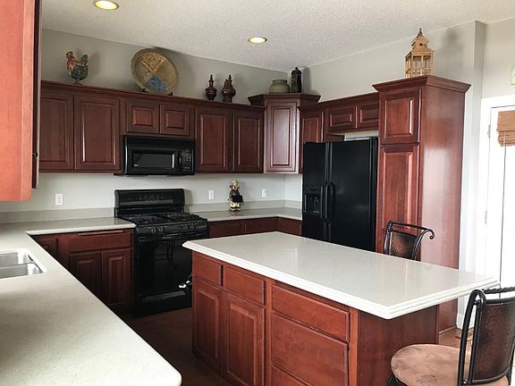 4th image of 16564 Farrago Trl
