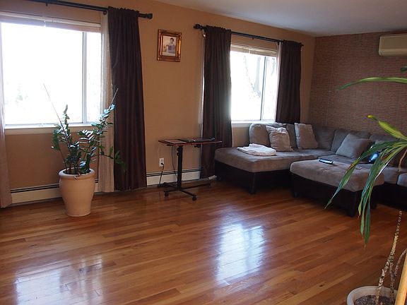 5th image of 300 Alter Ave APT F