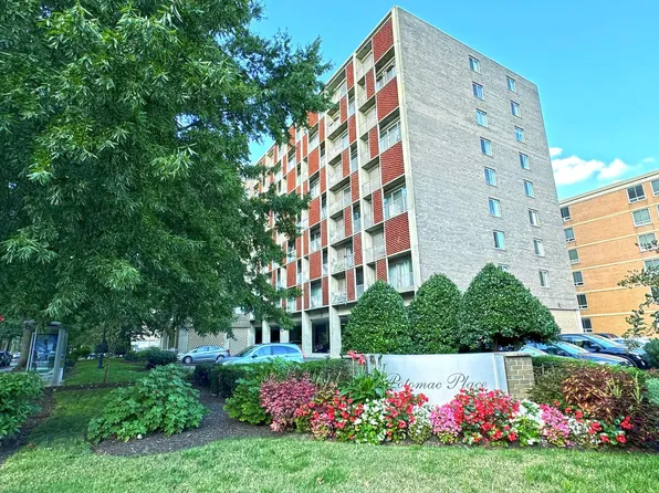 800 4th St SW APT S209, Washington, DC 20024