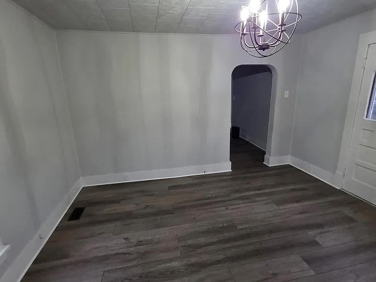 1008 Kenilworth Ave — Photo 6