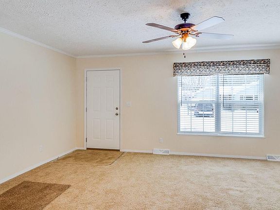 5th image of 305 W Murdock St