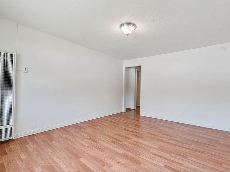 718 S Orchard Dr — Photo 10