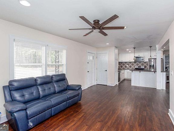 5th image of 3237 Gus Robinson Rd