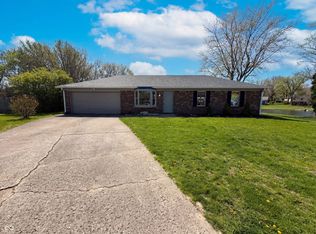 8833 Deer Run Ct, Indianapolis, IN