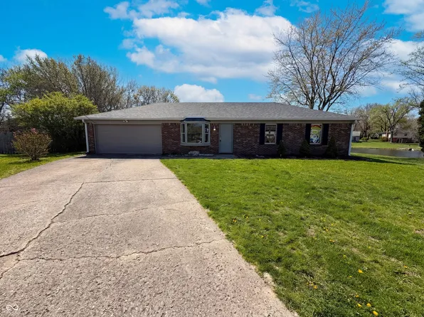 8833 Deer Run Ct, Indianapolis, IN 46256