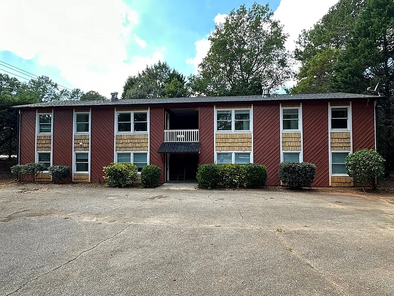 101 Mark Twain Cir — Photo 15