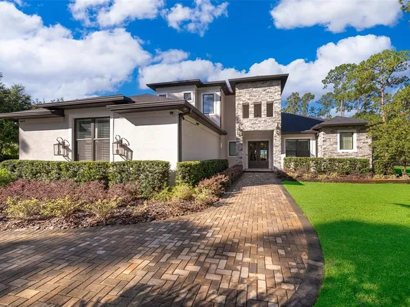 469 Valley Stream Dr, Geneva, FL 32732