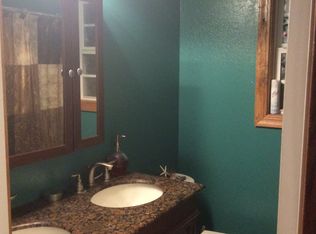 95 Saturn Ave, Holiday Island, AR 72631
