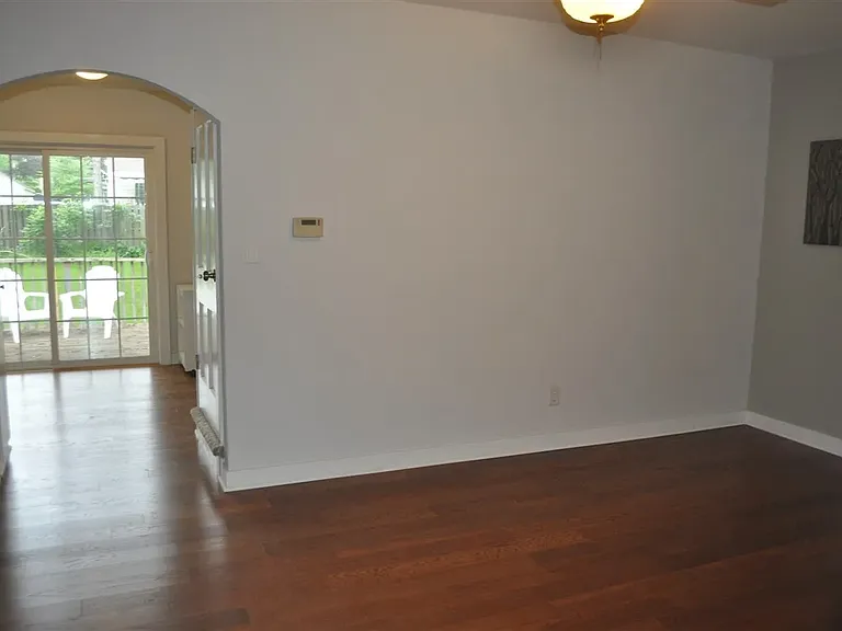 230 Marietta Ave #1 — Photo 7