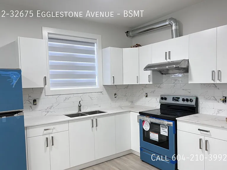32675 Egglestone Ave #2 — Photo 2