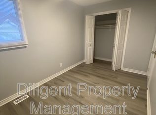 260 Lansdowne St W UNIT 2, Peterborough, ON K9J1Y8