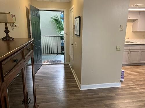 2nd image of 1580 Harbor Dr #121
