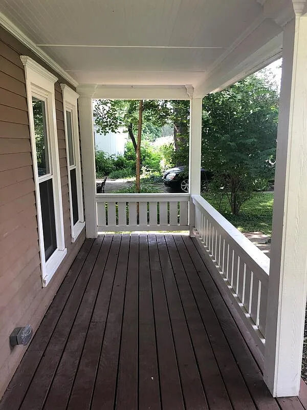 4 bed, 2.0 bath, 1730 sqft, $3,200 — Photo 2