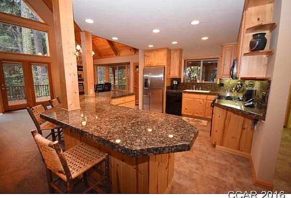 5th image of 765 Helen Dr