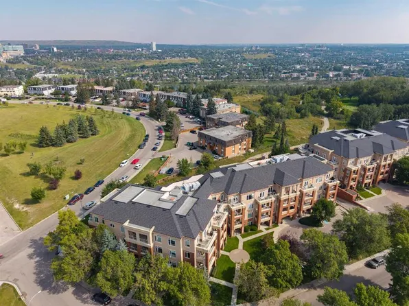 2 S Hemlock Cres SW #311, Calgary, AB T3C 2Z1
