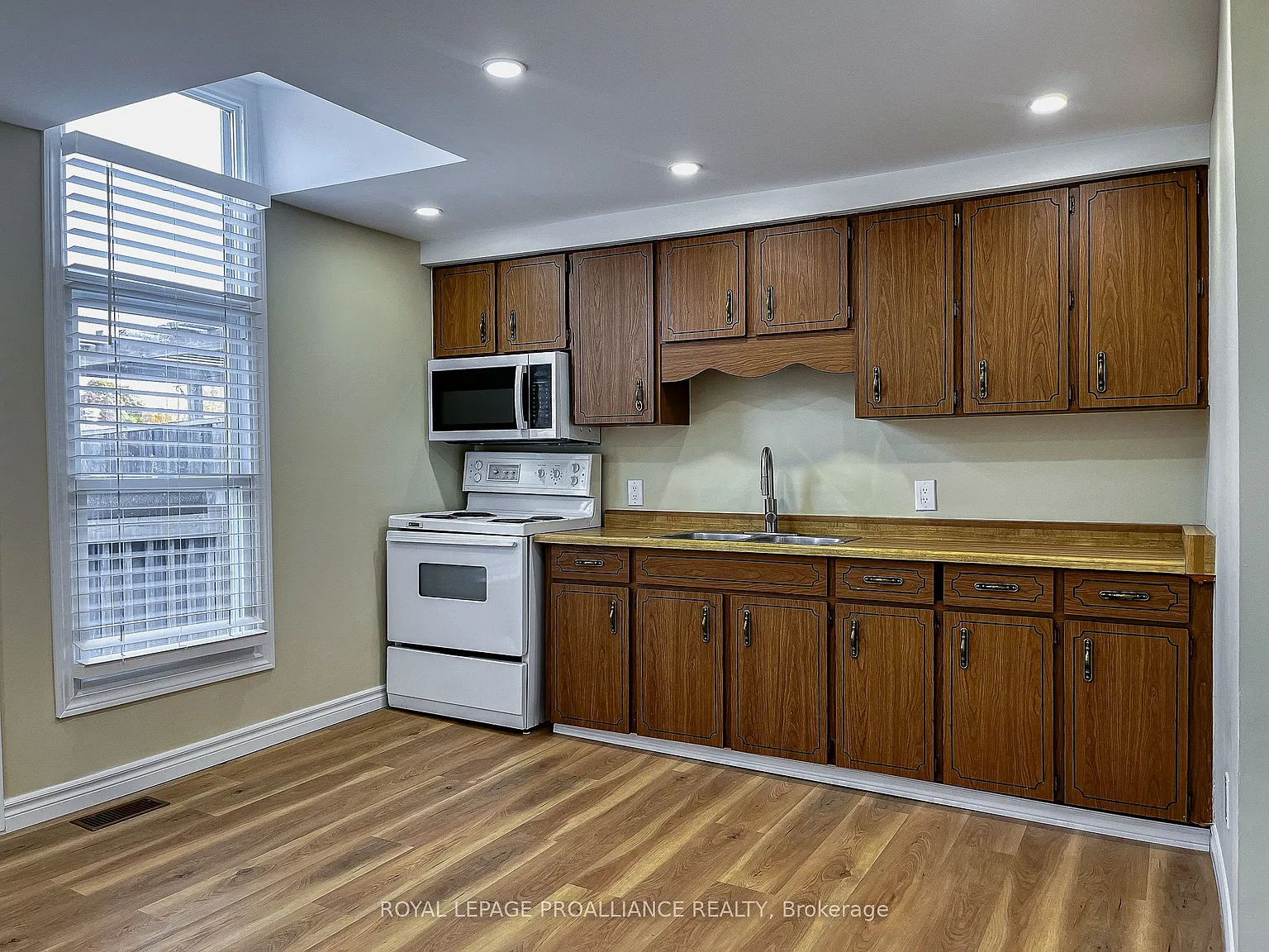 2 bed, $1,850 — Photo 1