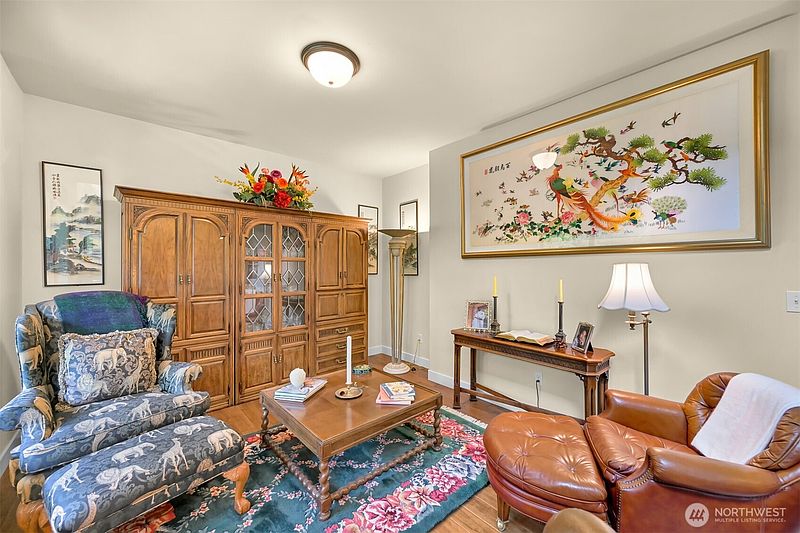 5th image of 1216 Creekwood Lane