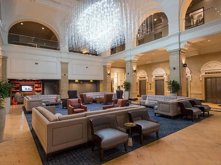 Lobby 4