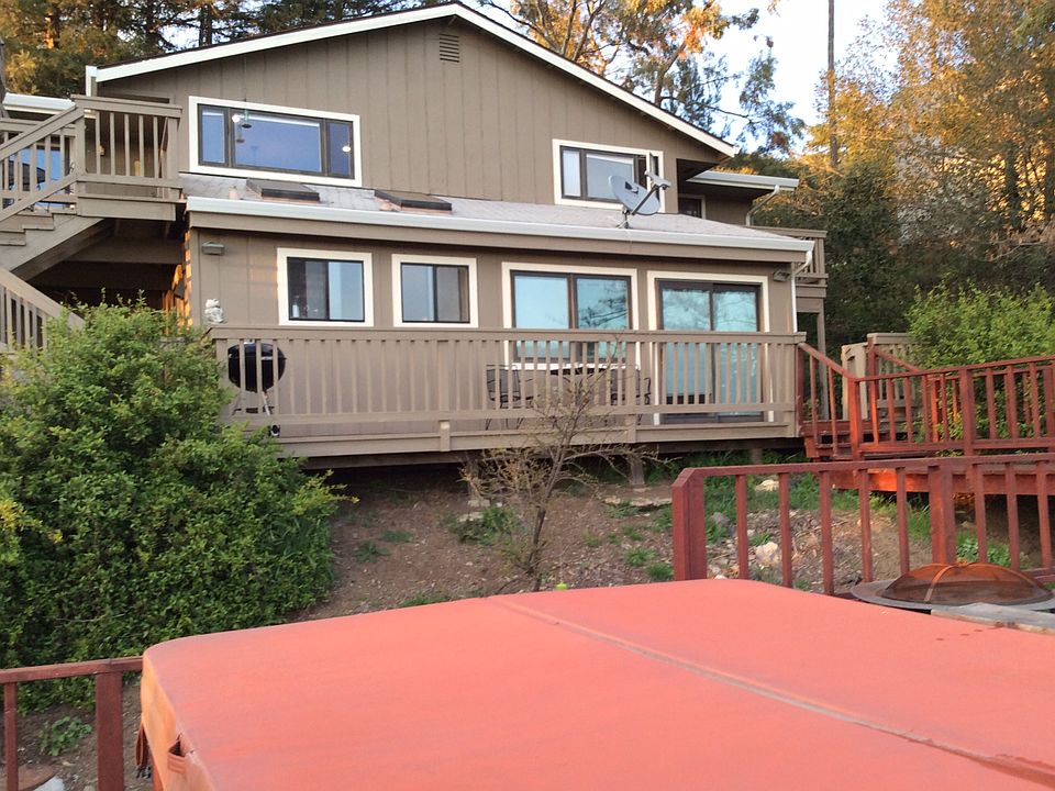 1st image of 3300 Oakwood Ct