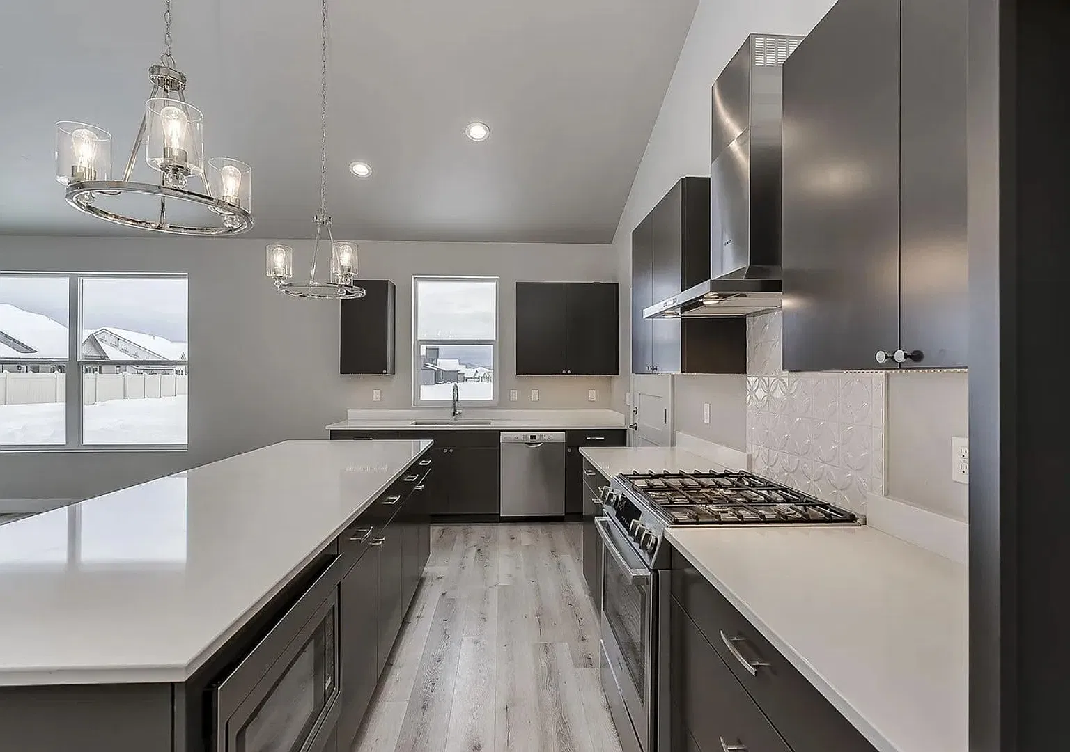 Beautiful 3-Bedroom Home in Desirable Coeur d'Alene Place — Photo 3
