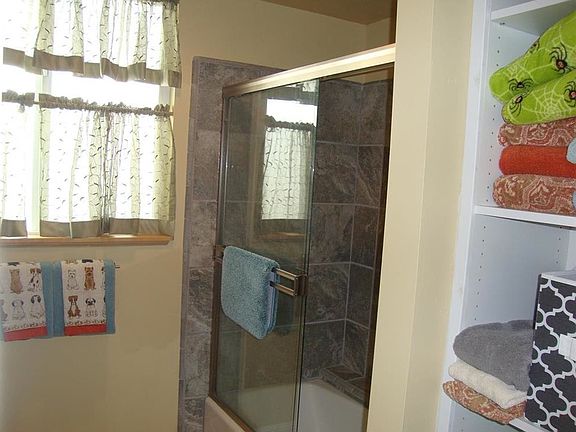 5th image of 1575 Pacific Ave #A