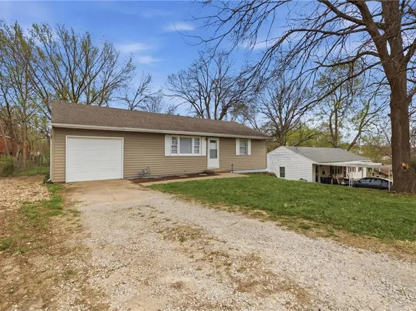 4540 NE 44th Ter, Kansas City, MO 64117