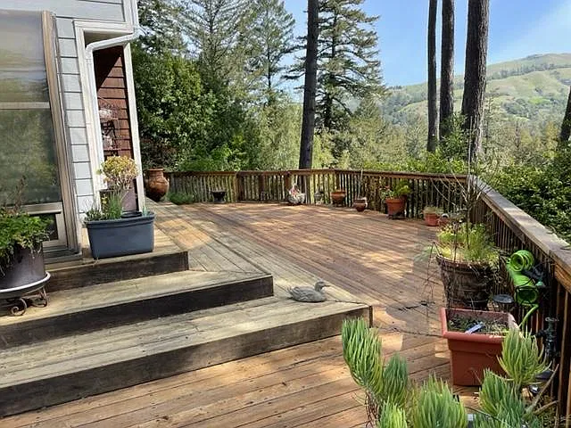 155 Sears Ranch Rd — Photo 2