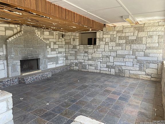 3rd image of 1790 W GOODWIN ST