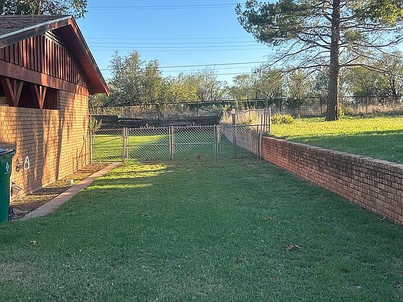 Side yard