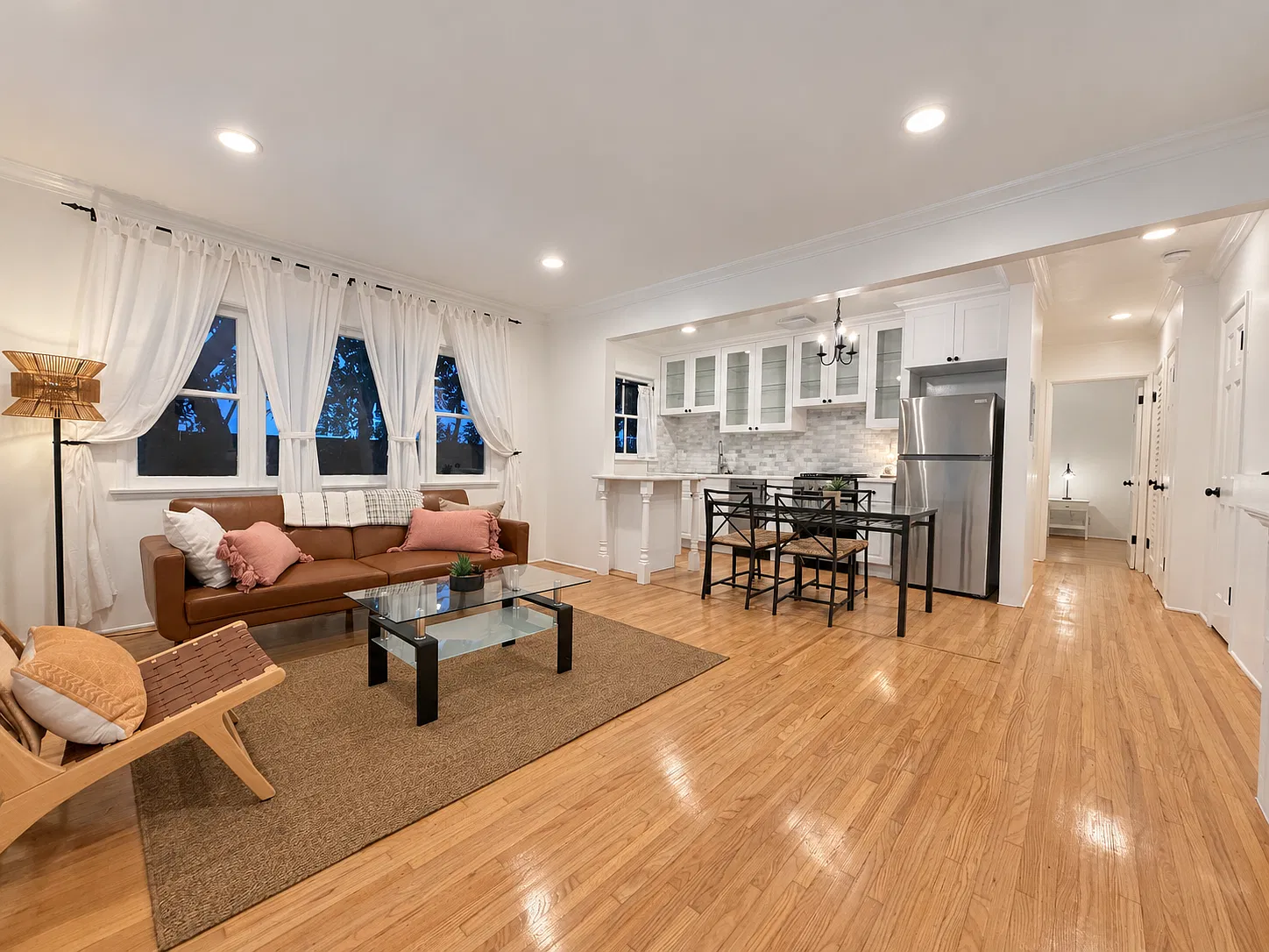 1 bed, 800 sqft, $4,000 — Photo 2