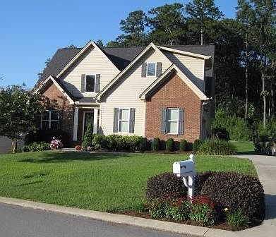 1st image of 425 Olivia Ln