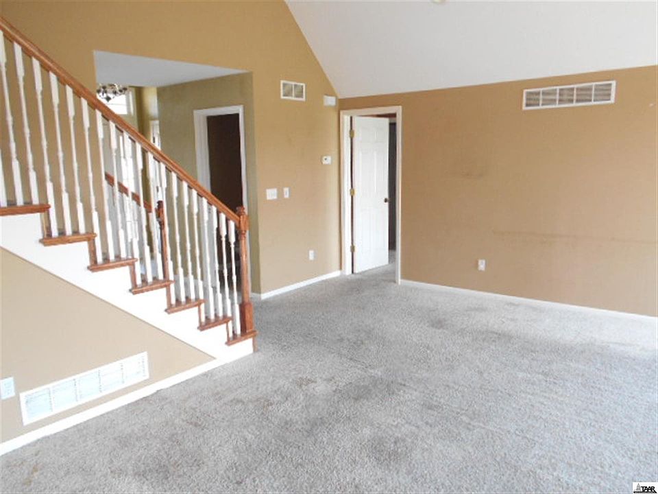 1st image of 1201 Heatherwood Dr