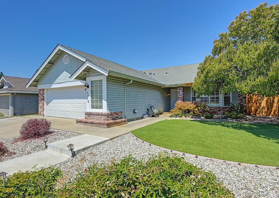 1st image of 1418 Everett Way