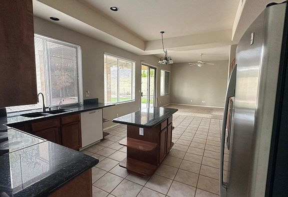 4th image of 16844 S 1st Dr