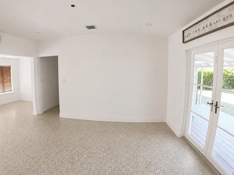 13330 NE 3rd Ct — Photo 8