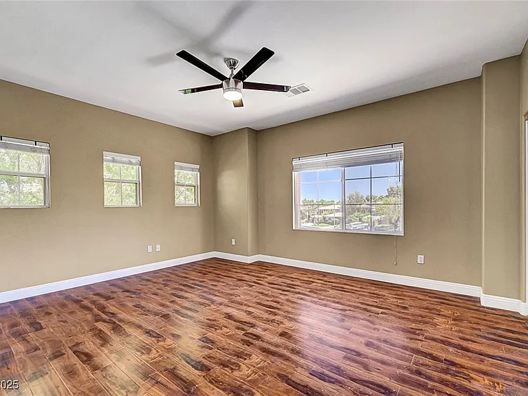 229 N Buteo Woods Ln — Photo 66