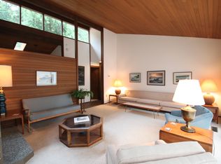 13525 Burma Rd SW, Vashon, WA 98070