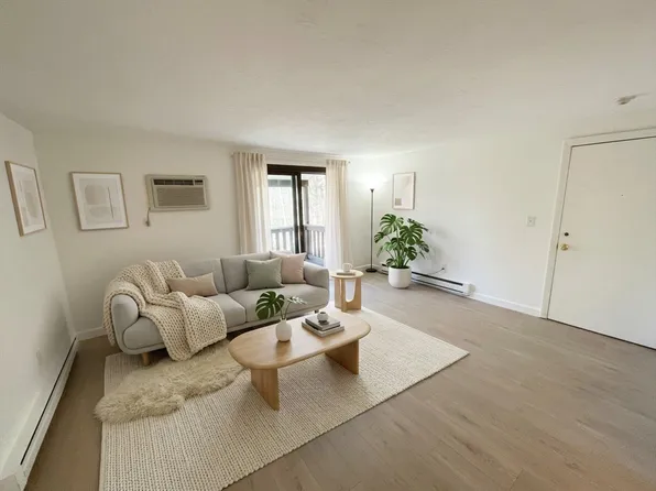16 Erick Rd APT 34, Mansfield, MA 02048