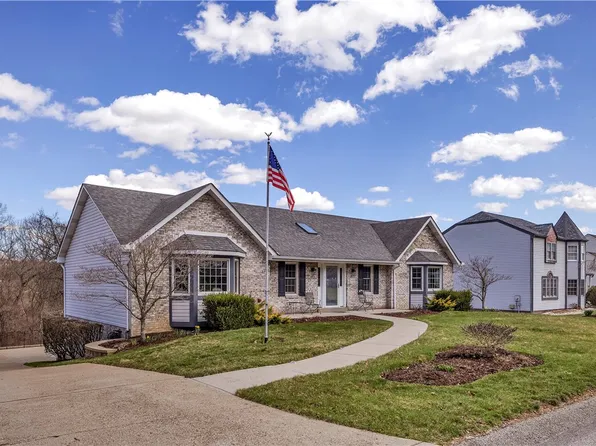 445 Lynn Ann Dr, New Kensington, PA 15068