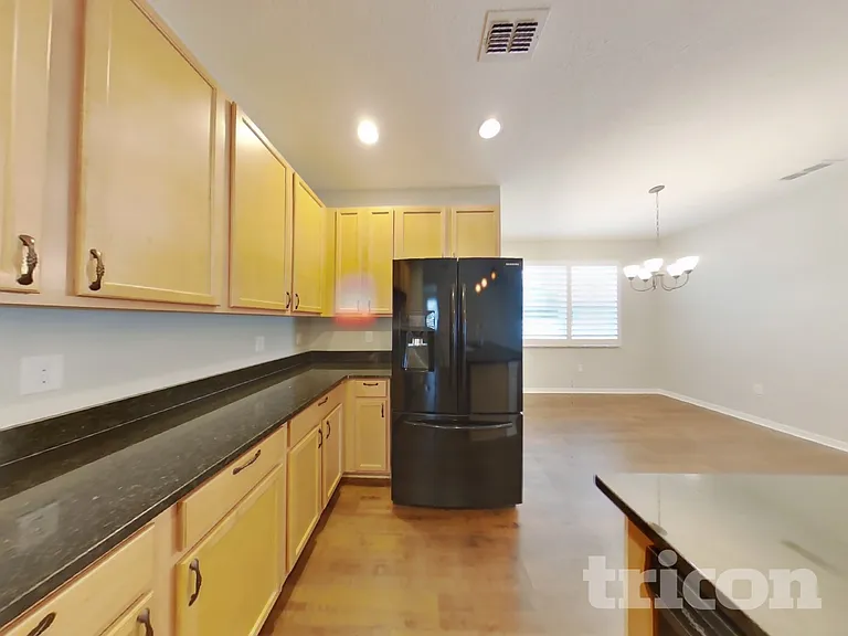 1255 Merion Dr — Photo 5
