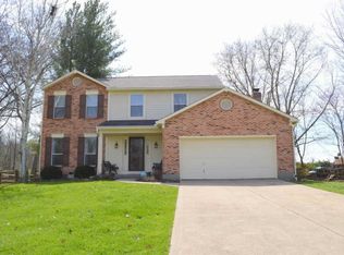 5925 Woodspoint Dr, Milford, OH 45150