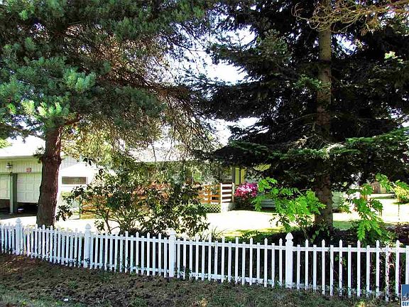 4th image of 61 Wynn Ln
