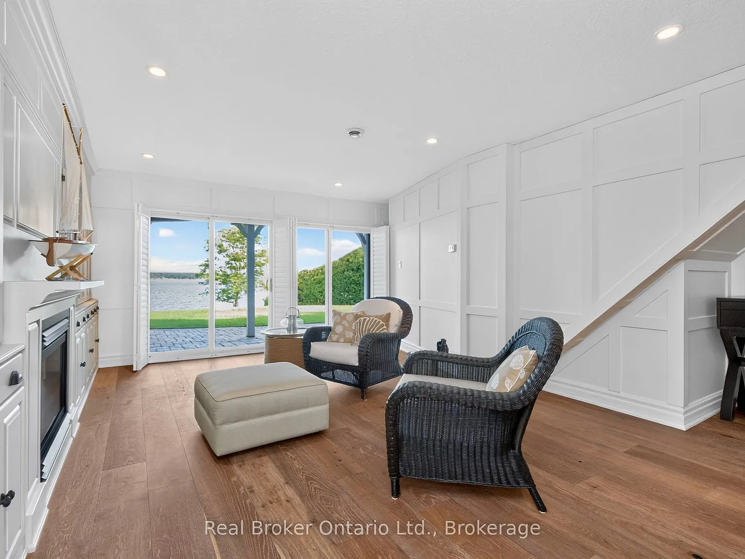 1 bed, $2,590 — Photo 4