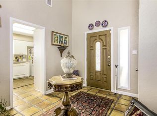 530 Meadow Knoll Dr, Stafford, TX 77477